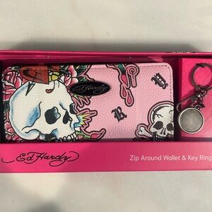 Ed Hardy Pink Skull Design Wallet and Key Ring